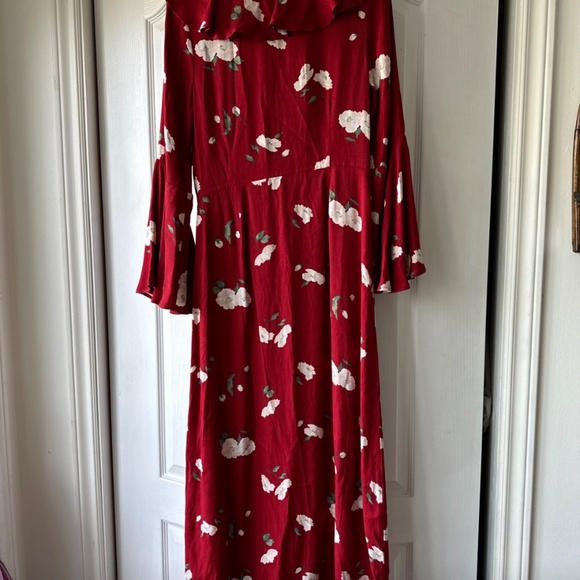 Christy Dawn Florence Dress - Crimson Floral (M) - Picture 5 of 6